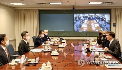 한미 공동성명 '미군 현수준 유지' 빠져…국방부 "감축 뜻 아냐"