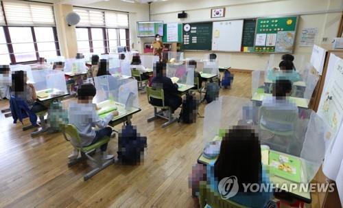 충북 내주부터 초등학교 97% 전교생 등교…고교는 60% 그쳐