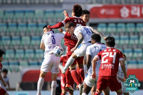 수원, 부산과 0-0 무승부…내년 K리그1 잔류 확정