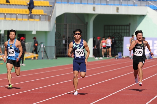 남자 100ｍ 일반부 김국영 10초31…고등부 비웨사 10초79(종합)