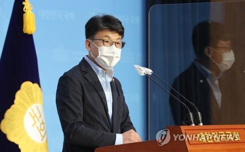 진성준 "박덕흠, 전문건설협회 정치자금 1천만원 수수"