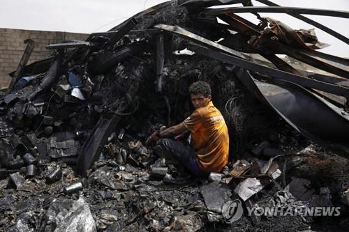 "사우디 동맹군, 예멘 후티 반군 '폭약 드론' 3대 요격"