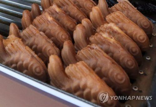 북적 거렸던 '마산의 추억' 다시 밝힌다…창원 창동 야시장 개장