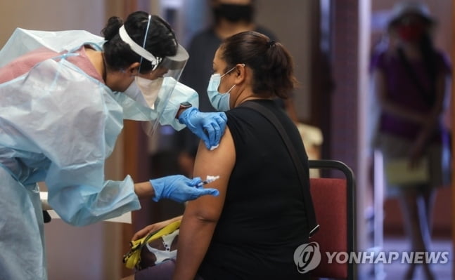 전세계 신규확진 하루 50만명 육박…WHO "일부 국가 위험"