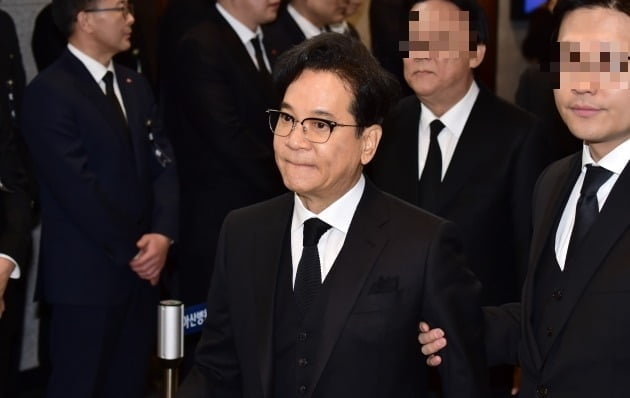 이재현 CJ 회장 "자랑스런 작은 아버지"…범 삼성가 조문