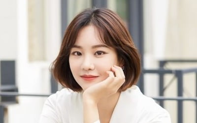 [단독] 한지은 '도시남녀' 주연 발탁…지창욱·김지원 어깨 나란히