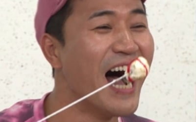'1박2일 시즌4' 김종민, 신개념 마시멜로 먹방 "얘들아 이거야"