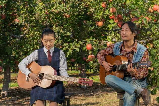 고아성·이솜·박혜수 '삼토반', 이것만 알면 '완전 정복'