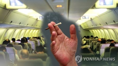 항공기내 불법행위 10건 중 8건이 흡연…5년간 1천700건 적발