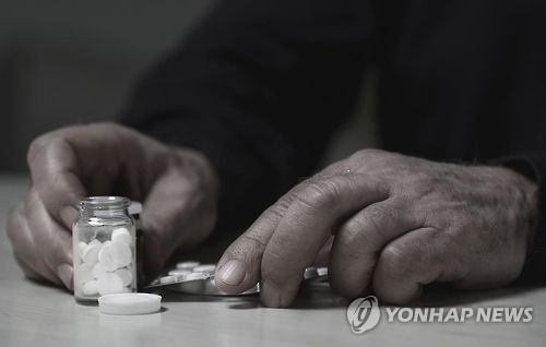 필로폰 판매하고 흡입한 태국인들 검거…1명 구속