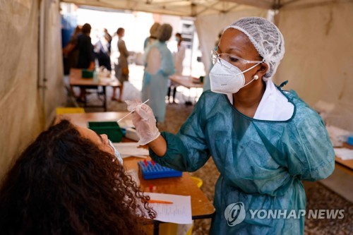 [특파원 시선] 프랑스 총리도 안 쓴다는 코로나19 추적앱