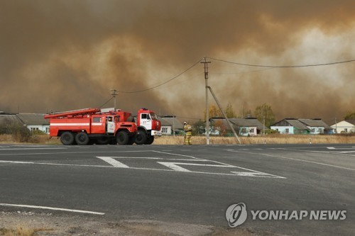 러 중부 포탄저장고 화재로 연쇄 폭발…주민 1천600여명 대피