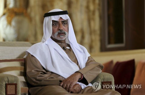 "UAE 문화부 장관, 영국 문학축제 담당자 성폭행"