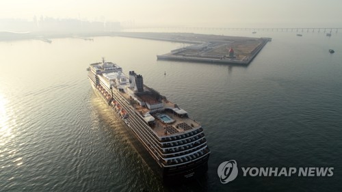 2년째 '개점휴업' 인천항 크루즈터미널…내년도 불투명