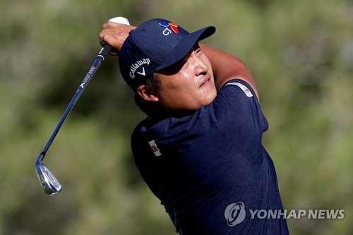 이경훈, PGA 투어 버뮤다 챔피언십 2R 25위로 상승