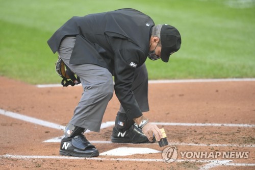 MLB 고소한 쿠바 출신 심판, 포스트시즌 주심 배정