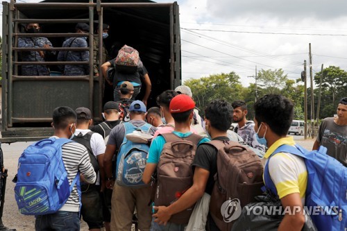 중미 캐러밴에게 멀기만 한 미국땅…멕시코까지도 못가고 후퇴