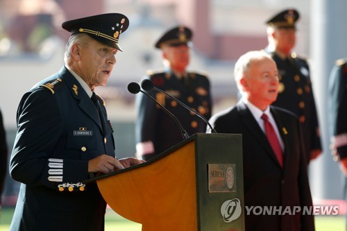 멕시코 전 국방장관, '마약범죄 연루' 혐의로 미국서 체포