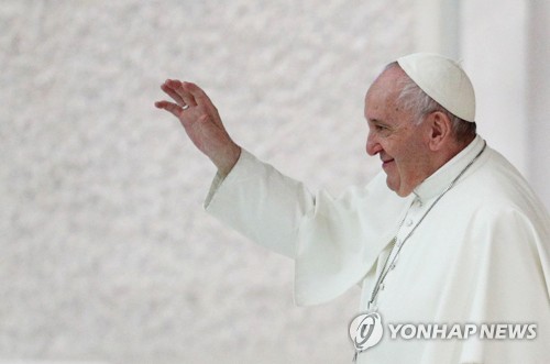 교황 동성결합법 첫 공개지지로 보수·진보 '문화 전쟁' 관측도