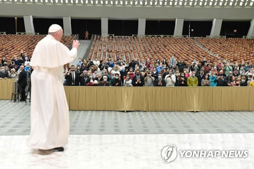 교황, 카메룬 어린이 학살 비난…"잔인하고 몰상식한 행위"