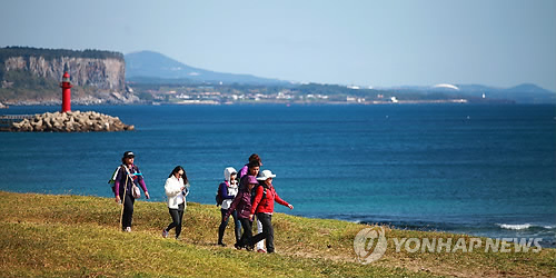 "코로나19라도 괜찮아, 따로 함께 걷자" 2020 제주올레 걷기축제