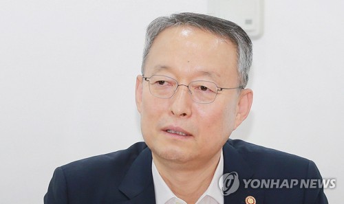 백운규 "감사원, 월성 1호기 경제성 분석 제대로 못 해"