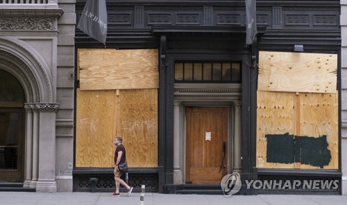 미 신규 실업수당 75만건…코로나19 사태 이후 최저