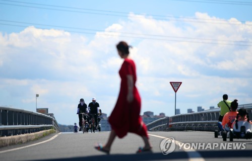 대구·경북 낮 최고기온 23도…바닷가 강풍 주의