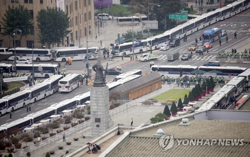 경찰, 도심 진입로 90곳서 검문…"집회 차단"(종합)