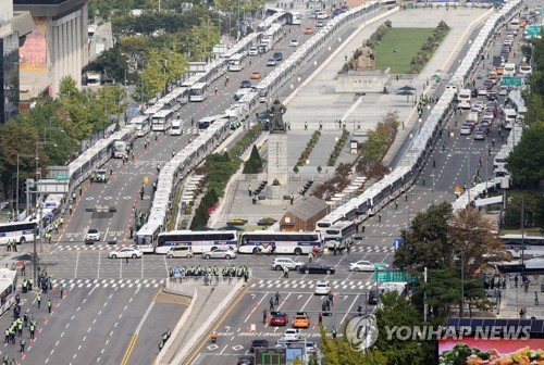 한글날 집회시 광화문일대 지하철역 4곳 무정차…버스 우회