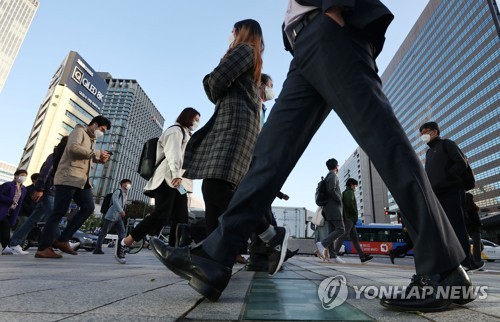 "찬바람 부니 피부에 신경을"…돌아온 보습의 계절