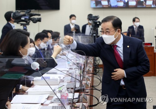 과방위서 '검색 조작' 네이버 난타…野 "공공 해악 끼치는 흉기"