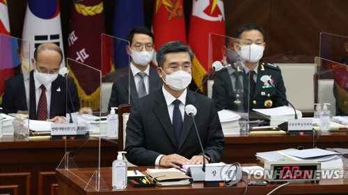 서욱 "공무원 실종 당일 '월북 가능성 없다' 보고받아"(종합)