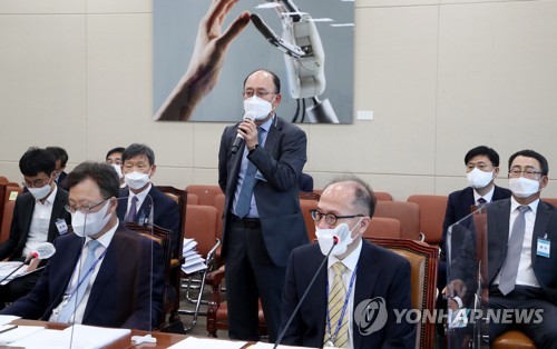 이통3사, 단통법 개정안에 '동상이몽'…요금 인하엔 '이구동성'(종합)