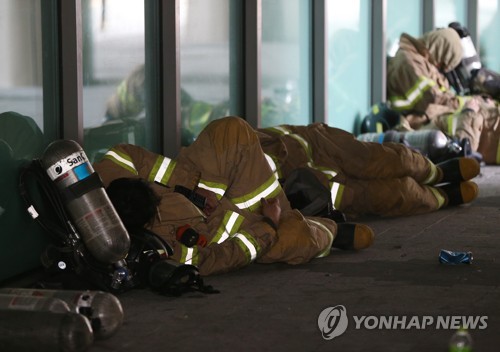 "시민의 영웅 소방관,항상 응원해요" 감사 편지·격려품 이어져