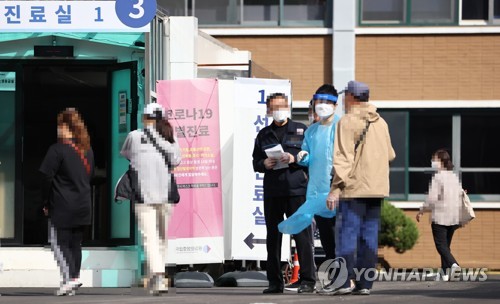 수도권·대전·부산 등 병원-모임-군부대 고리로 산발감염 지속