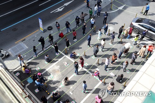 '백색입자' 독감백신 이상반응 신고 55명…흰색 소변·관절염도(종합)