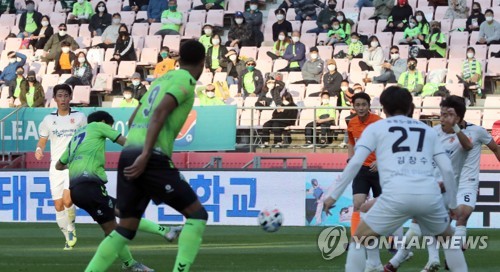 K리그1 전북, 광주에 4-1 완승…선두추격 잰걸음(종합)