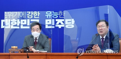 이낙연 "내년 재난 회복단계 본격 진입"…국회서 경제장관 회의