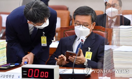 서울고법원장 "박원순 아들, 재판 증인 구인요건 안된다"