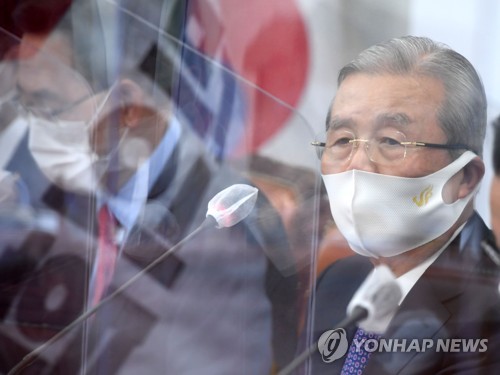 국민의힘 "독감백신 접종 중단하고 전수조사하라"