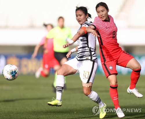 장슬기 결승골…여자축구 '자매 대결'서 A대표팀 1-0 진땀승