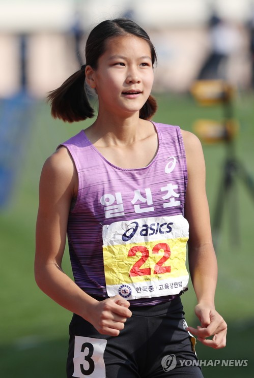 최명진·배윤진, 8일 만에 다시 200ｍ 초등부 한국 신기록