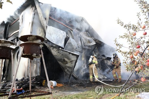 포항 농가 창고서 불…인명피해 없어