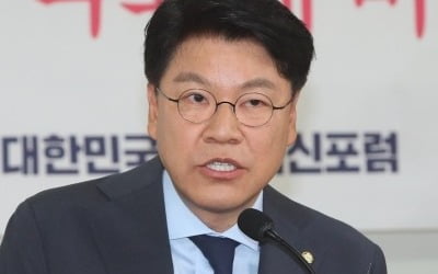 장제원, 부산시장 불출마…"인물 없다" 김종인엔 "낙선운동 하나"
