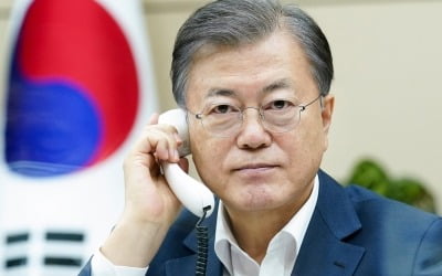 문 대통령, WTO 결선진출 유명희 지원…이번주 5개국 정상통화