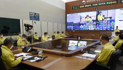 중대본 "오늘 확진자 100명 넘어…집단감염 지속" [종합]