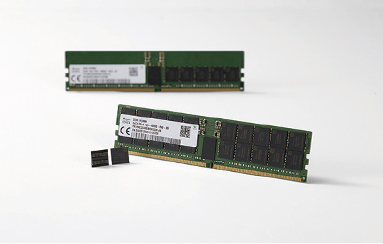 SK하이닉스, 세계 최초 DDR5 D램 출시…1초에 영화 9편 전송