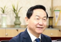 교직원공제회 새 이사장에 김상곤 前 부총리