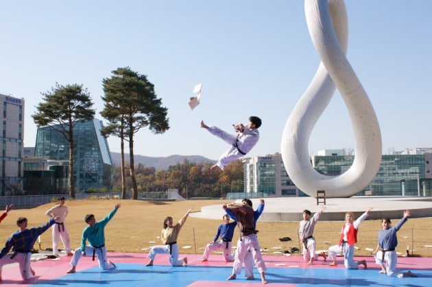 가천대학교, 대학 총학생회와 '온텍트 축제' 진행